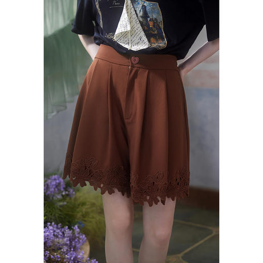 两三事繁华浮世夏季新款甜美蕾丝边裤脚高腰短裤女宽松 商品图2