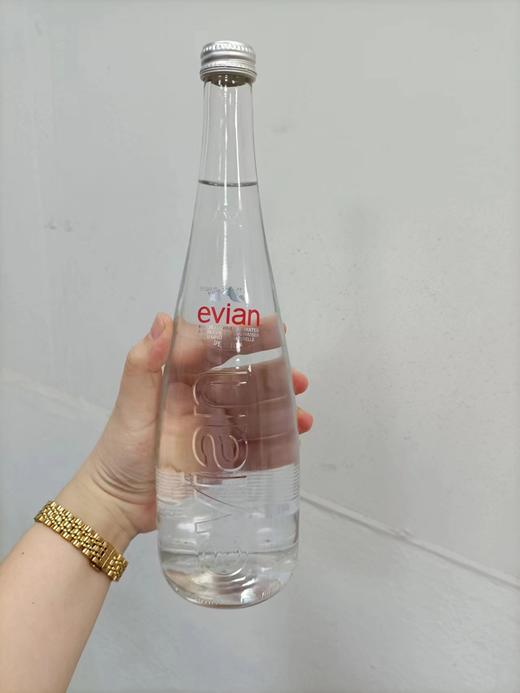 法国依云水750毫升（玻璃瓶）（1*12）  3068320103372 商品图0