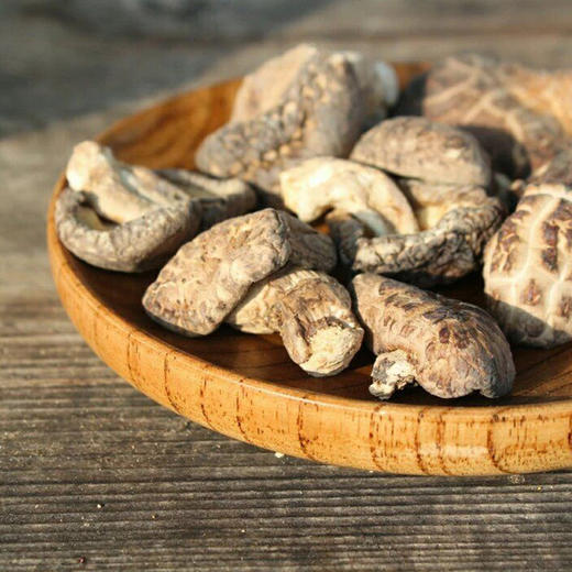 杞冠臻选 | 黄山 无农药 椴木香菇干 125g/袋 商品图1