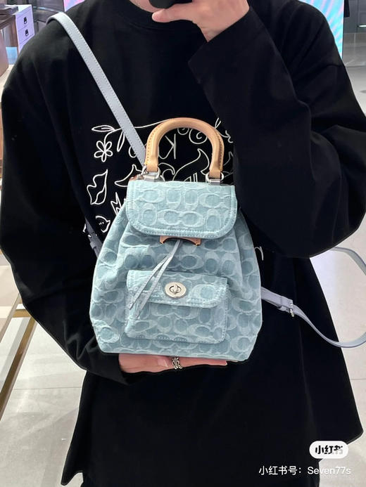 蔻驰香布雷丹宁小双肩 商品图0