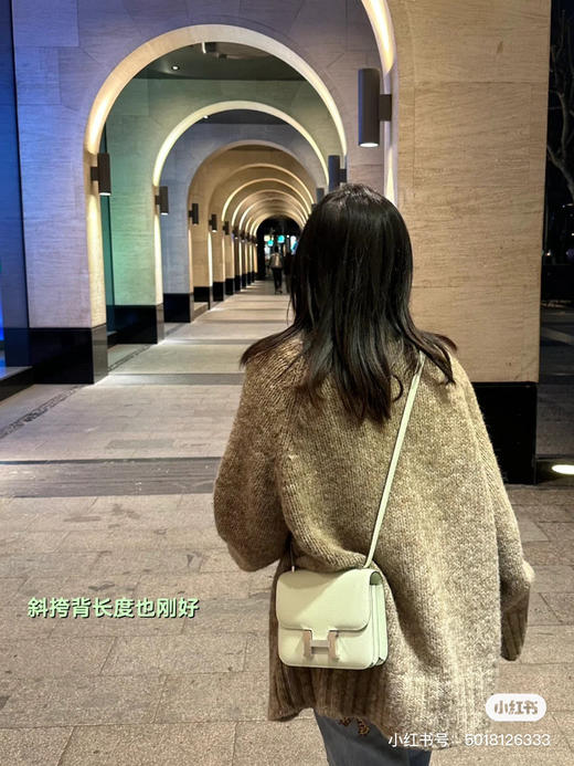 康康气泡绿
𝐜𝐨𝐧𝐬𝐭𝐚𝐧𝐜𝐞 𝟏𝟗. 商品图6