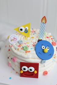 儿童节奇趣蛋糕（翻糖装饰）