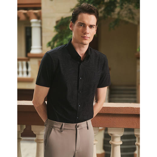 YvesFigarau伊夫·费嘉罗休闲短袖衬衫952402 商品图1