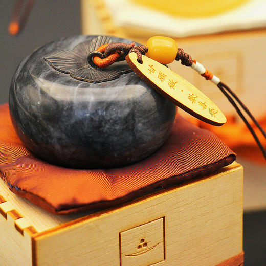 【静思书轩】黑柿子书镇  部分有天然纹路，介意慎拍 商品图3