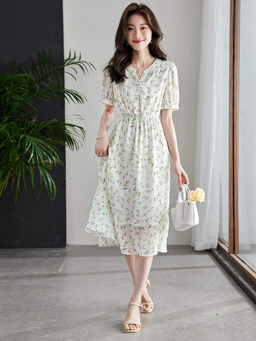 【专属特价】熙世界碎花连衣裙2025新款女夏季短袖气质优雅收腰中长款雪纺裙子 商品图4