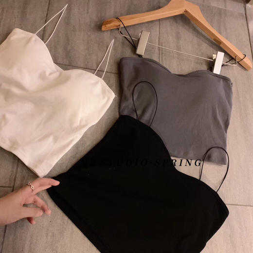 【美背打底必备！】修身抹胸内衣。透气轻盈，穿着更舒适。美妙的背景让你在人群中突显，成为焦点 商品图0