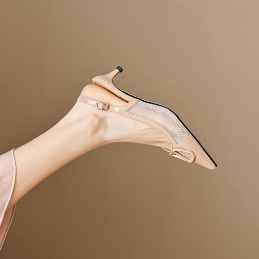 气质感V扣，尖头细跟低跟后空蕾丝凉鞋MLD-D6052 商品图3