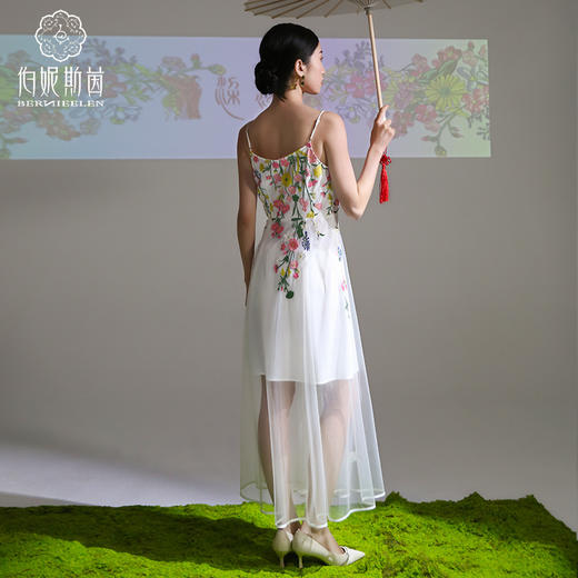 C-千年情话—梁祝草桥结拜皓色吊带连衣裙2S40068 商品图2