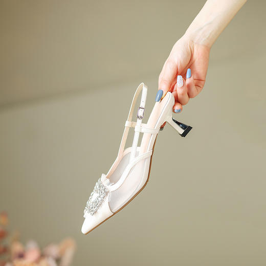 轻奢名媛风，尖头网纱拼接后空凉鞋DMJ-Z81262F 商品图8