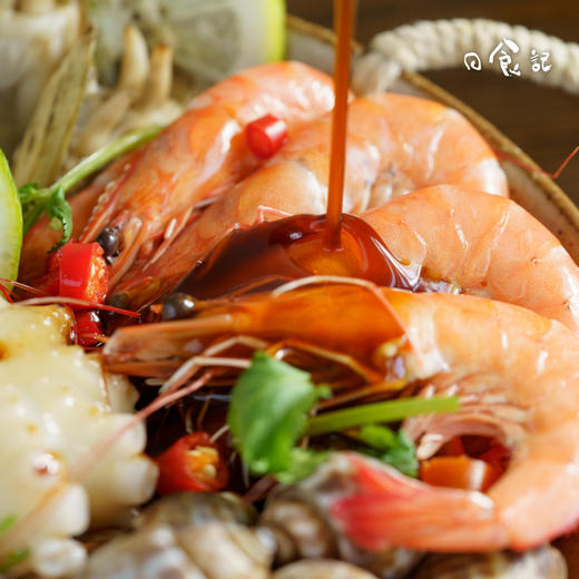 【日食记】海鲜捞汁以酱油调味汁为基础，复合风味，红润提色，酱香鲜美； 商品图0