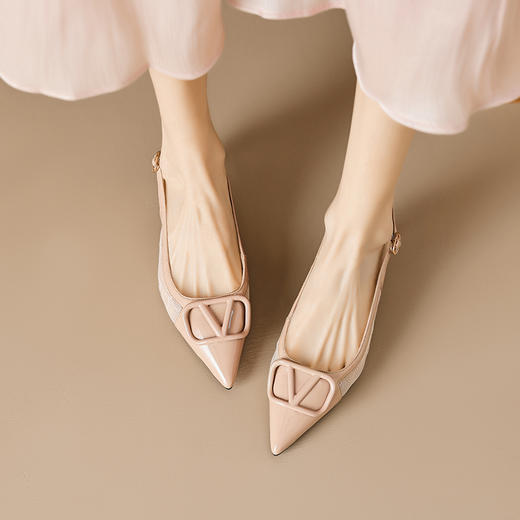 气质感V扣，尖头细跟低跟后空蕾丝凉鞋MLD-D6052 商品图1