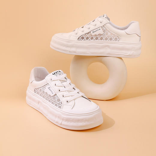 Safiya/索菲娅2023年秋新款蕾丝镂空溶解厚底运动休闲小白板鞋SF33112404 商品图1