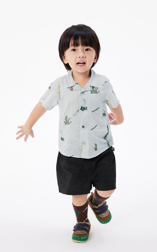 jnby  23年夏款  短袖衬衣  YN6211350 商品图3