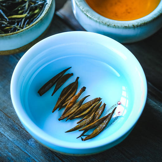 湖北宜昌宜红工夫茶正宗高山红茶高端礼盒150g*2罐 商品图3