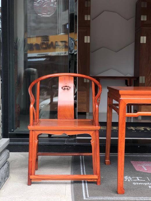 红桥红  家具严选  缅甸花梨（大果紫檀）【88马蹄腿带束腰休闲桌 配圈椅三件套】 商品图1