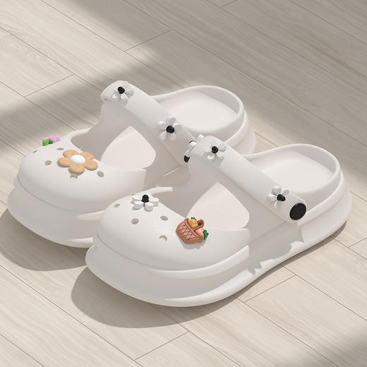 【抖音爆款可爱包头洞洞鞋！】女夏款踩屎感防滑可外穿甜美少女感凉拖鞋 商品图2