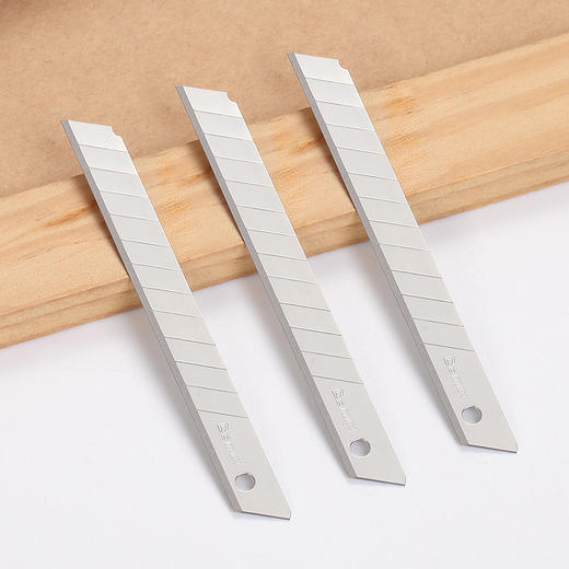 齐心美工刀片B2851 9MM /  B2852 18MM 商品图3