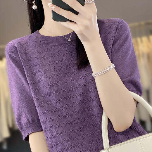 邢沐阳-夏季薄款中袖上衣女2023新款镂空圆领针织短袖T半袖打底衫 商品图1