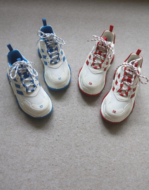 急茬儿的啊 速来抄底 哈！情侣段 巴黎&草 联名款 三代 小厚底 老爹鞋 2色入 商品图0