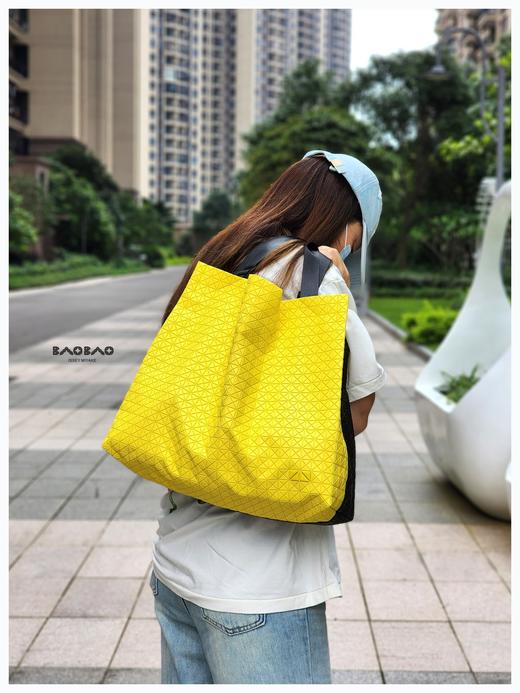 三宅一生 KURO系列拼色硅胶托特包单肩包 男女同款 特惠 Z-10780 商品图4