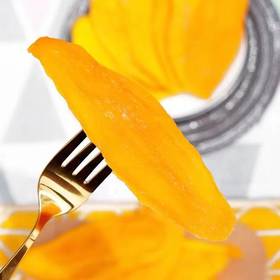 【嘴馋小零食！芒果干蜜饯果脯休闲小零食】果干肉质细腻软糯，果香浓郁，色泽金黄，满足每一次嘴馋，浓浓的芒果香，食品水果干健康