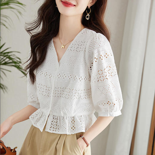 绣花镂空白衬衫五分袖2023夏季新款小个子短款上衣纯棉v领衬衣MJ-2069 商品图0