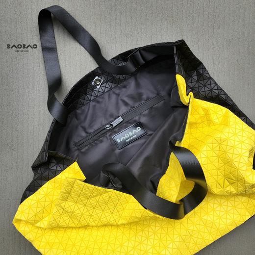 三宅一生 KURO系列拼色硅胶托特包单肩包 男女同款 特惠 Z-10780 商品图10
