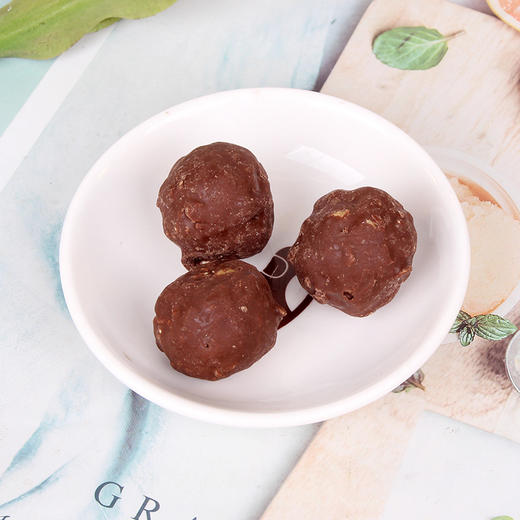 【好吃不腻！巧克力心形礼盒装】美味可口，营养丰富，口感醇厚，甜蜜满溢，美味可口，萌趣心形设计休闲零食六一儿童节礼物休闲零食喜糖儿童营养品健康 商品图6