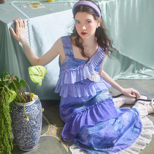 两三事云雾睡莲夏季新款复古吊带连衣裙荷叶边小众原创长裙 商品图4