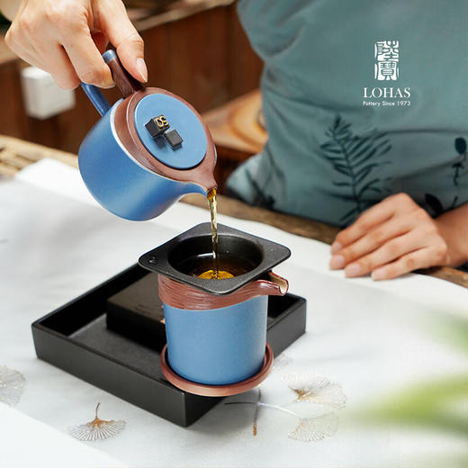 【清仓特惠4折】陆宝高档茶具套装家用送礼功夫泡茶壶茶杯大茶礼50周年纪念款点石成金 18件式 礼盒装 商品图6