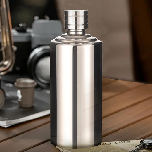 户外不锈钢便携式酒壶 商品图1