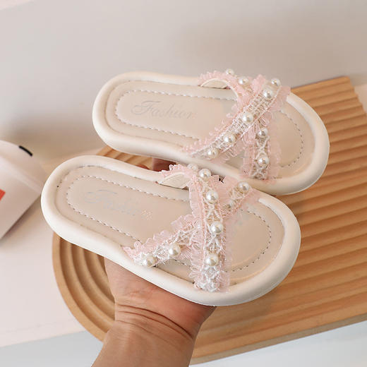 【女童拖鞋】夏季新款韩版女童防滑沙滩鞋小女孩珍珠交叉带拖鞋 商品图2