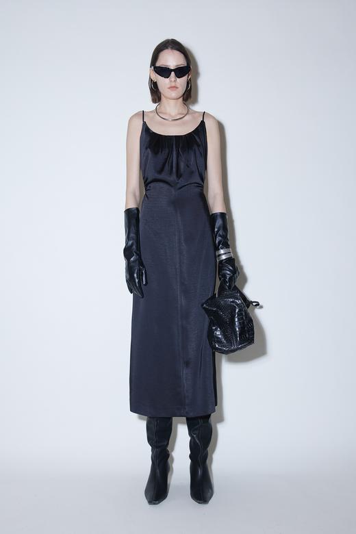 醋酸吊带长裙 商品图0