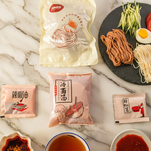 远味 冷面&辣白菜 套组 【到手八袋：4袋辣白菜+2袋小麦粉冷面+2袋荞麦味冷面】 商品图2