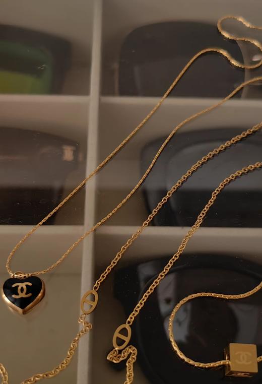 14K包金刷釉工艺浮雕小香实心桃心项链 蛇骨链自留不掉色 商品图9