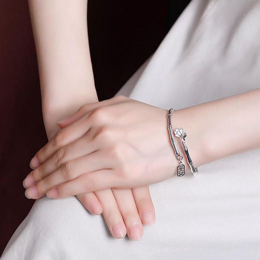 SZ01818 足银轻奢亮面竹报平安开口手镯百搭简约竹节荷花手环 商品图3