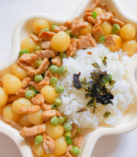 【辅食厨房】山药球小炒肉盖饭🍝