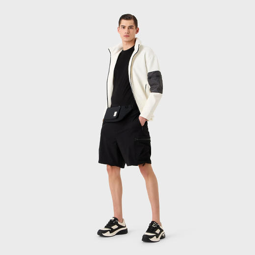 EMPORIO ARMANI 阿玛尼 男士防水双向弹力技术尼龙板休闲短裤 黑色 3R1PG9 1NNIZ 0999 商品图3