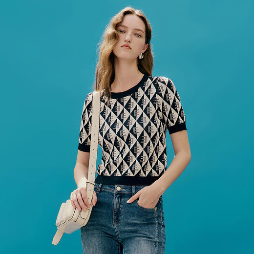 EITIE爱特爱春季新款时尚修身显瘦针织衫7301009 商品图3