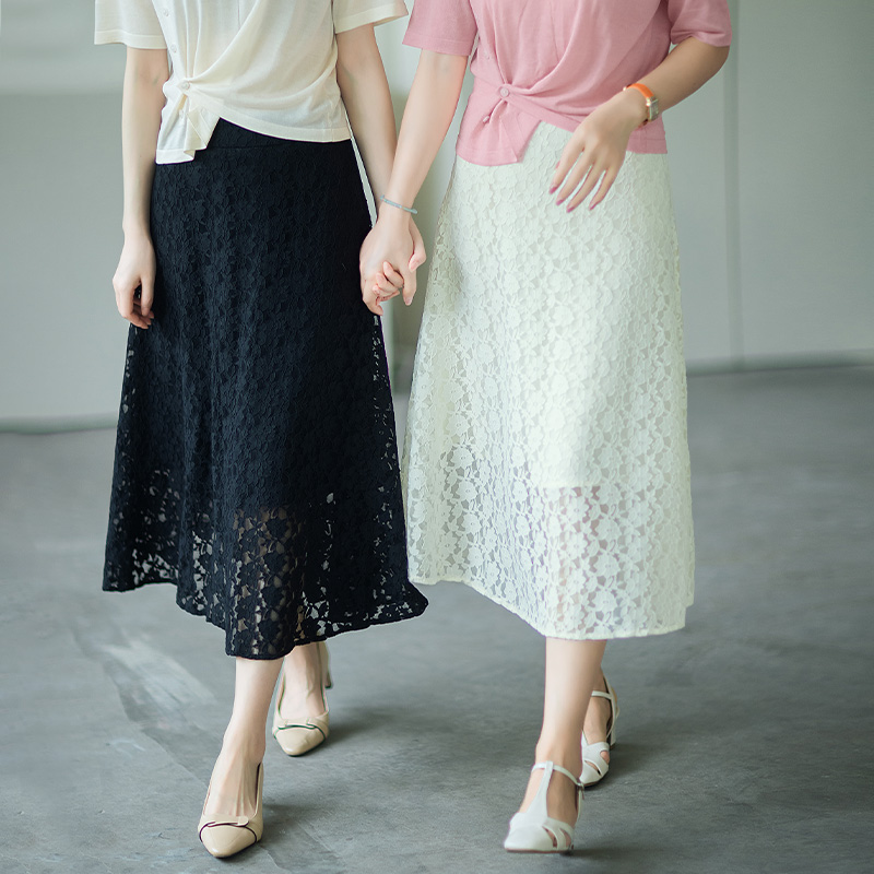 私服系列 | 盛夏的温柔   被法式浪漫的蕾丝裙席卷