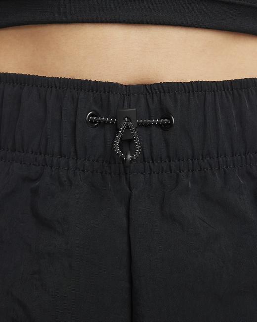 Nike 耐克Sportswear Essential 女子梭织高腰短裤 DM6248-010 商品图4