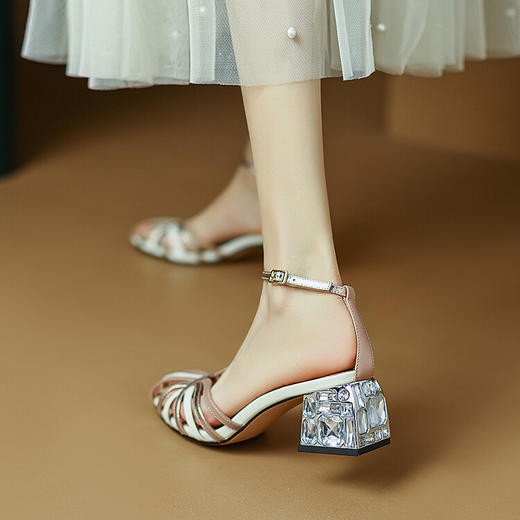 时尚撞色，里外全真皮拼色粗跟水晶跟罗马凉鞋NJMK-K229 商品图3