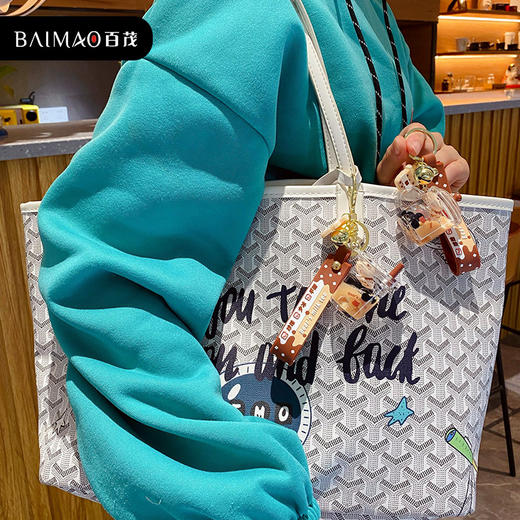 【买1送1】珍珠奶茶熊和卡通漂浮液体，流沙瓶的完美组合；可爱的潮流钥匙扣，随时随地展示个性，陪伴你漫游世间！ 商品图4