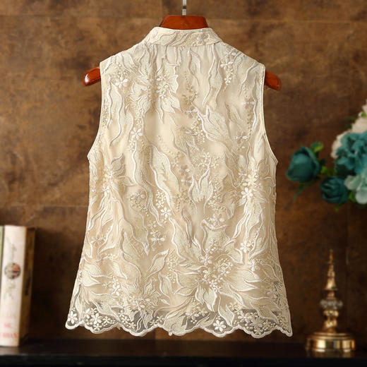 新款马甲，蕾丝网纱刺绣花朵坎肩披肩国潮无袖小披肩背心外搭ZSM-230528 商品图1