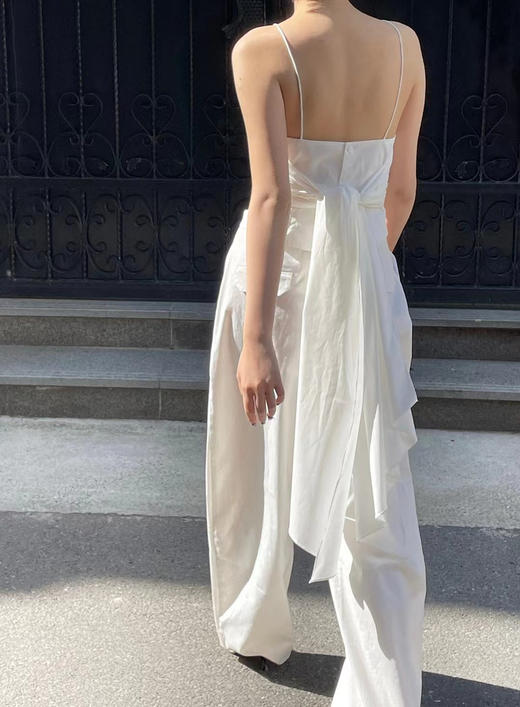 Viktoria Chan | SS23011 Astrid strap top [吊带露背上衣 米白 ] 商品图2