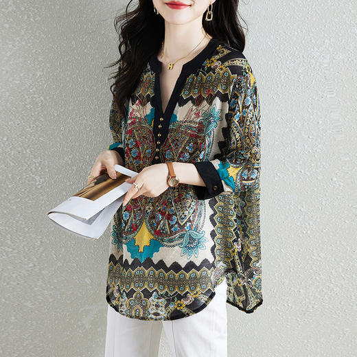 新款大码V领印花烫钻衬衫，宽松胖mm衬衫女装KQL-A08N6311 商品图1