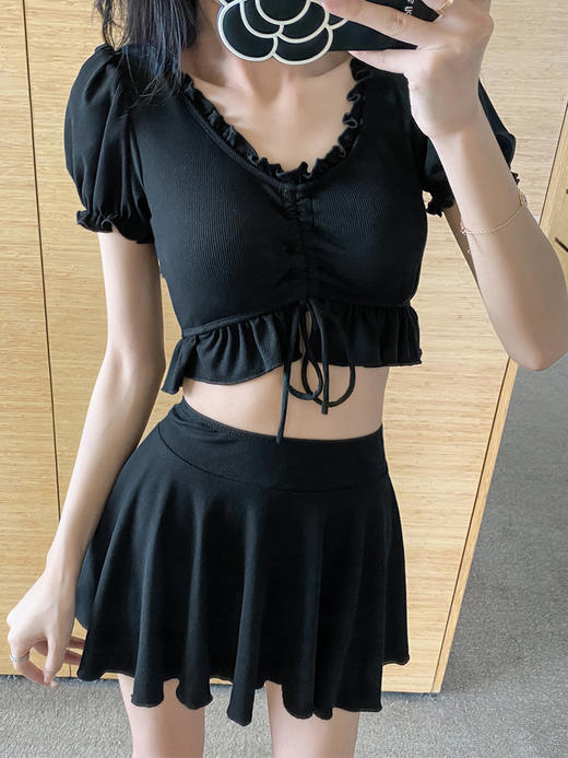 【夏日里，漂亮的泳衣女裙式平角分体两件套上新啦！】保守显瘦，仙女范十足！赶快入手，一起去温泉游泳吧！ 商品图6