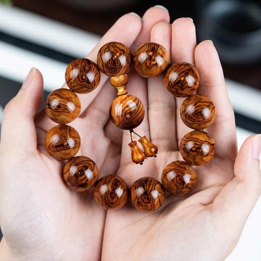 珍藏级海南黄花梨手串 | 正宗海南黄花梨糠梨老料，珍贵鬼脸纹、虎皮纹 商品图2