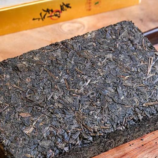 【会员日直播】益甲天下 湘益茯茶六十年厂庆 2018年茯砖茶 1000g/盒 买一送一 商品图3