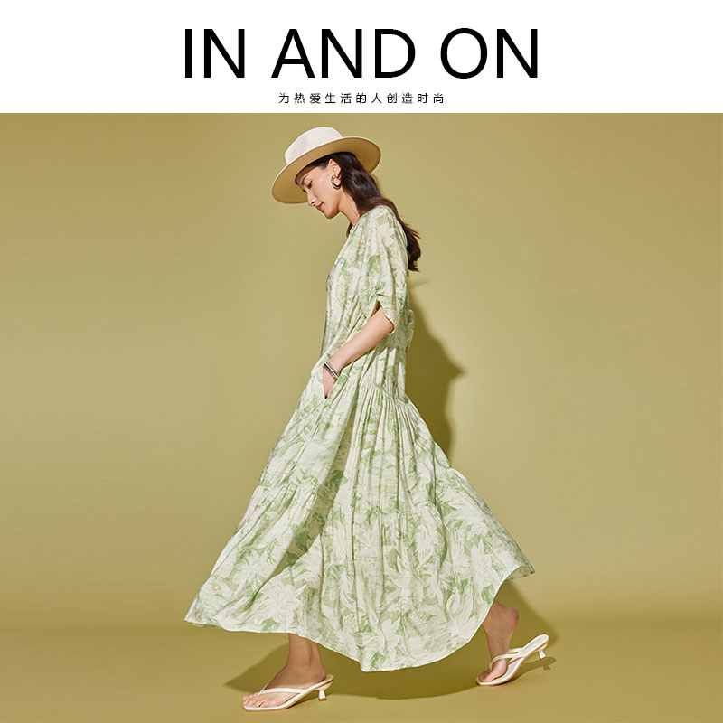 IN ADN ON53426夏季新款法式印花连衣裙女绿色度假风zhi感V领大摆长裙